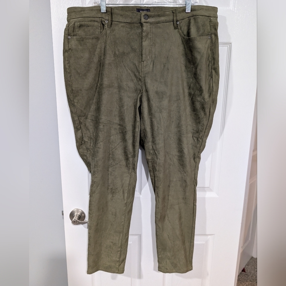 NWT NYDJ Moss Green Suede Ami Skinny Pants in Size 20W